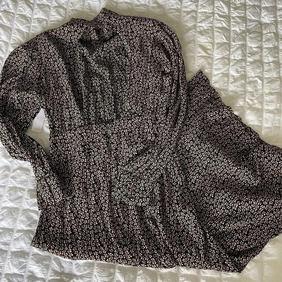 Flynn Skye Magnolia floral mock neck maxi dress in blush Pearl - Picture 12 of 13